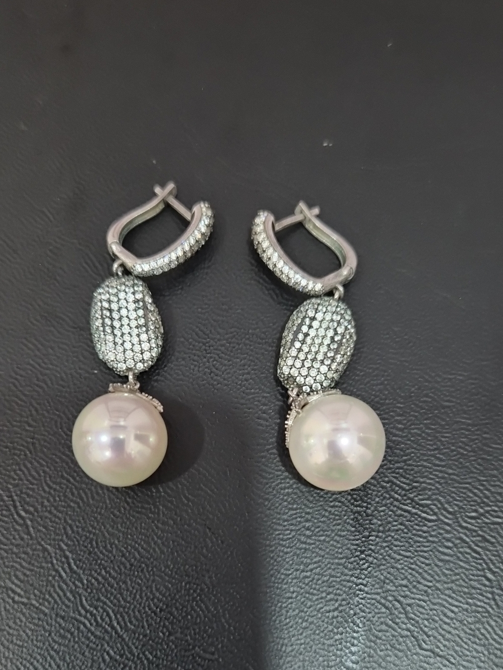 Elegant Pearl Drop Earrings with Pavé Crystals - White